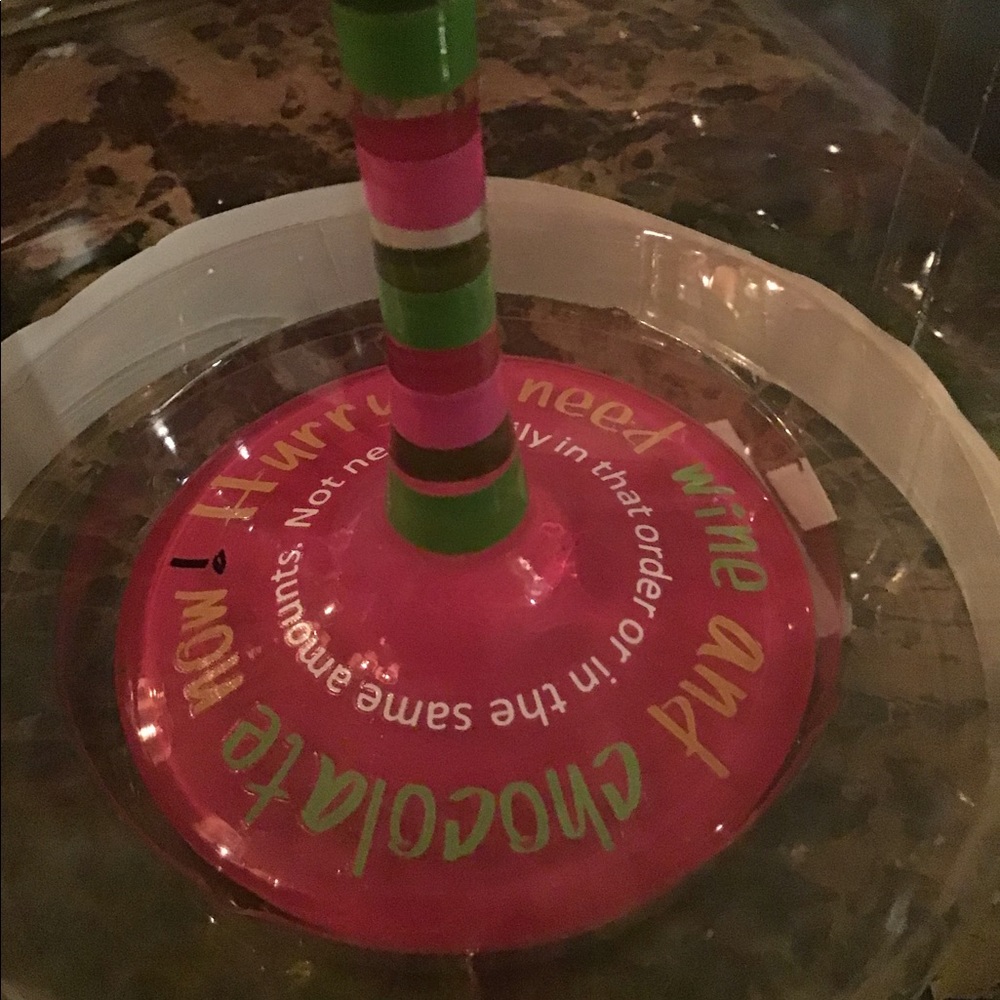 WTF WINE GLASS - Picture 3 of 3